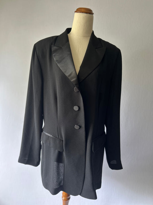 Staxs Black Crepe Blazer with Satin Lapel – Size 14