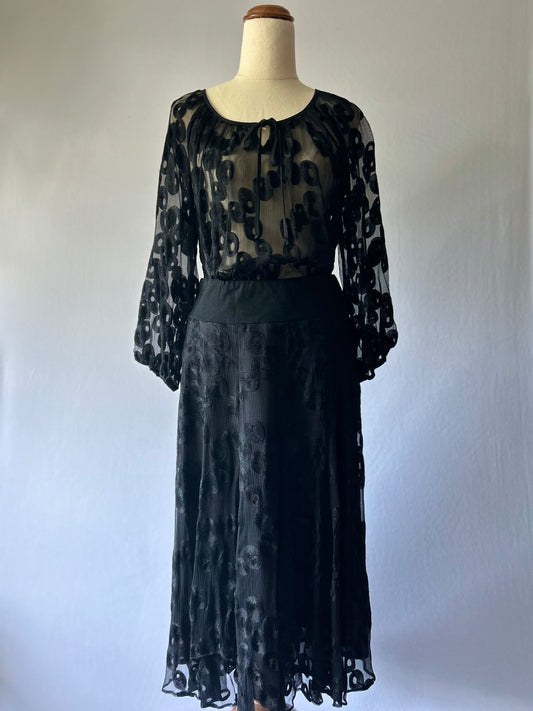 Toat Black Sheer Embroidered Set – Size 10