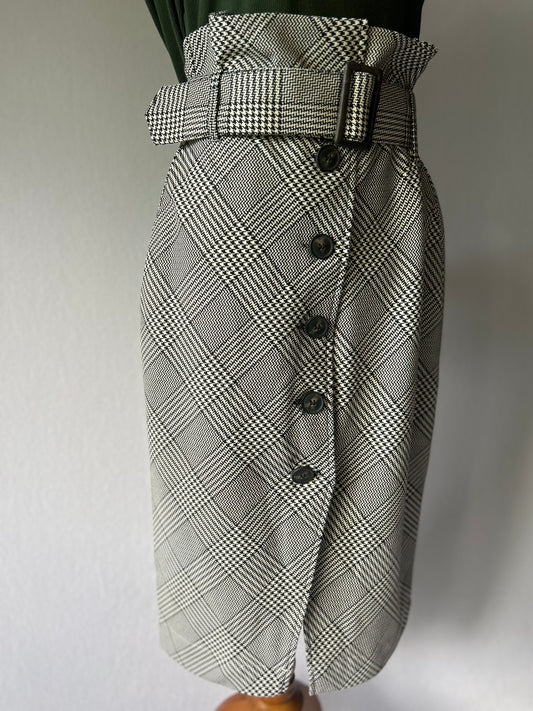 High-Waisted Houndstooth Plaid Midi Skirt with Belt - Size UK 12 / EUR 40
