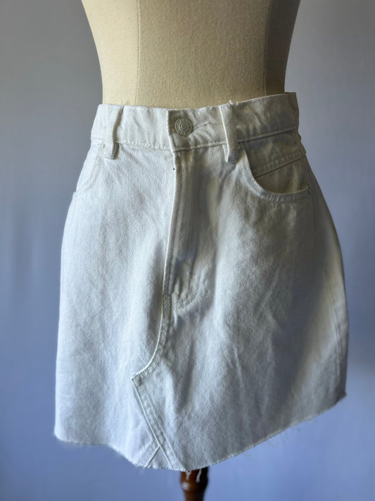White Denim Mini Skirt – Size 8