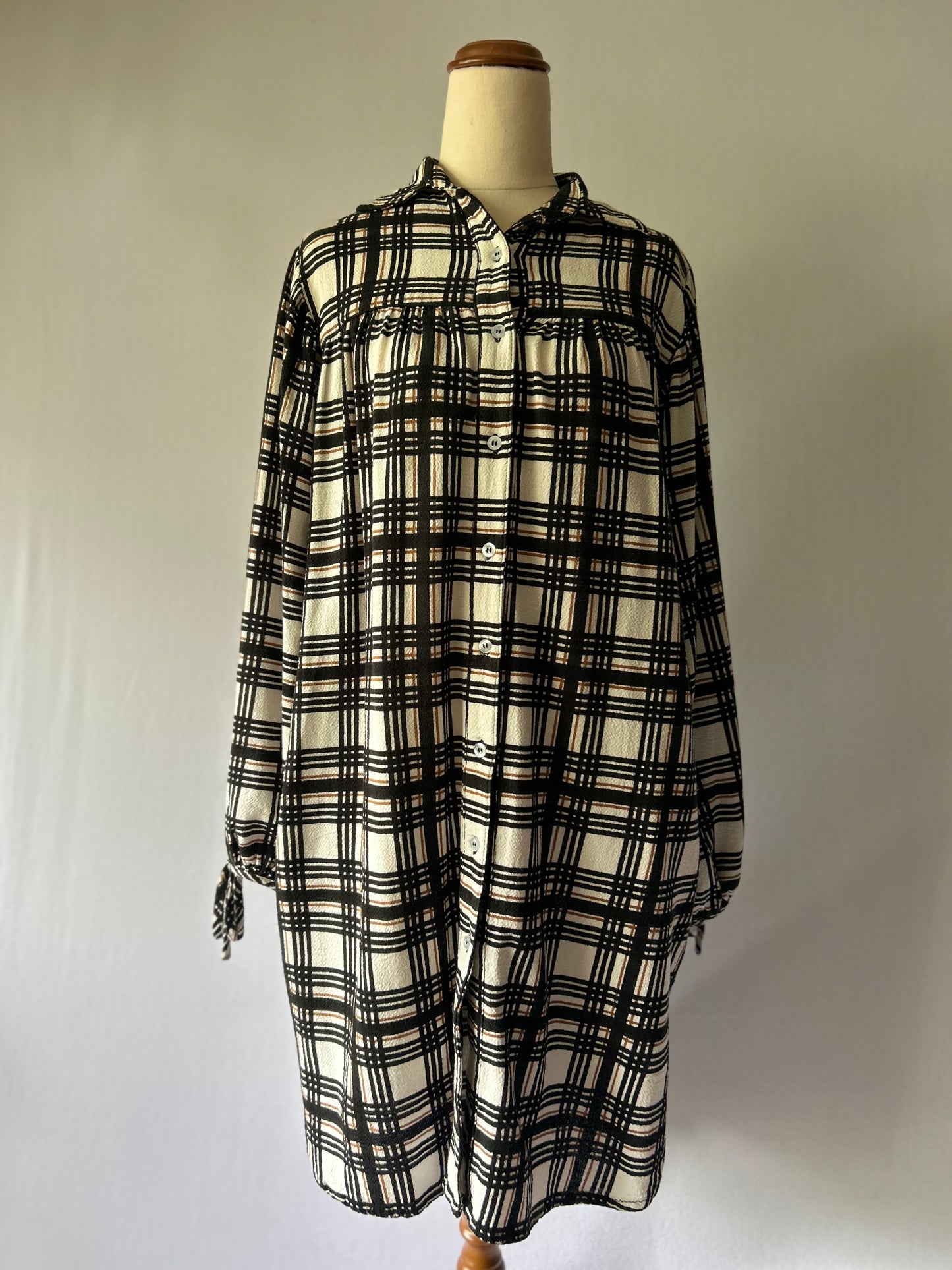 Beige & Black Plaid Cotton Shirt Dress with Belt – Size S