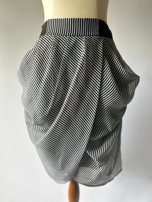 Black & White Striped Draped Skirt – Max Size 10