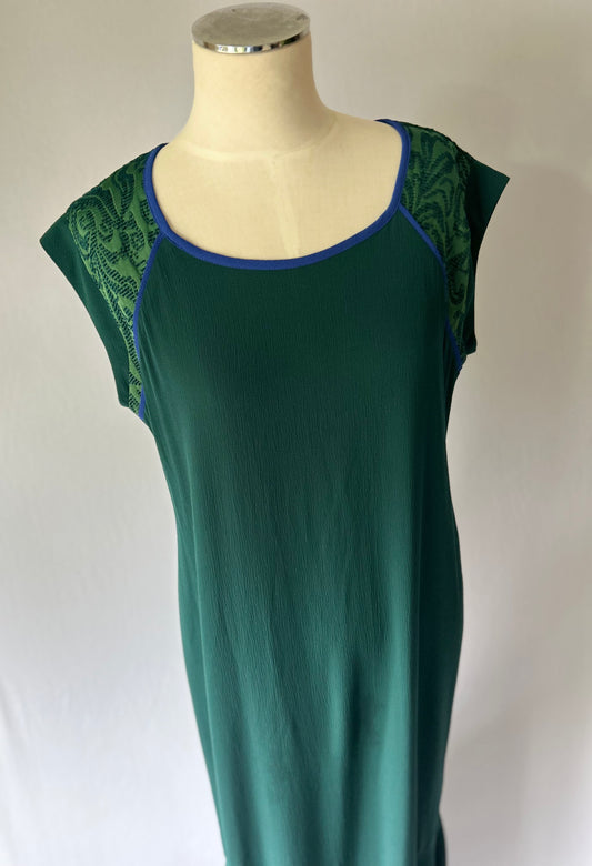Green Crepe Maxi Dress with Lace Detail – Size L / EU 42 – New with Tags