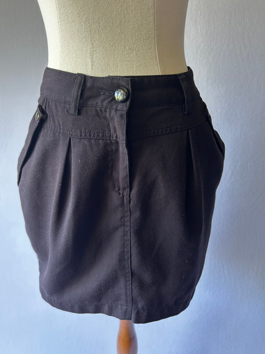 Black Mini Skirt with Side Pockets – Size M