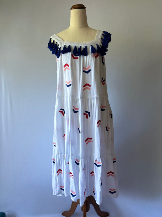 Embroidered Midi Dress – Size M