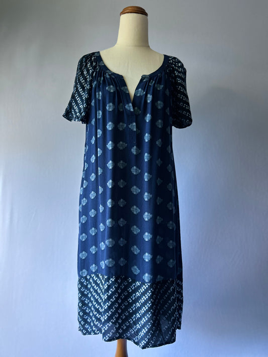 Velvet by Graham & Spencer Navy Printed Rayon Dress – Size S