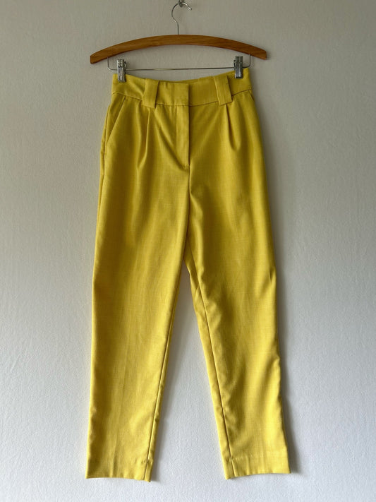 Yellow Tailored Pants – Size 6