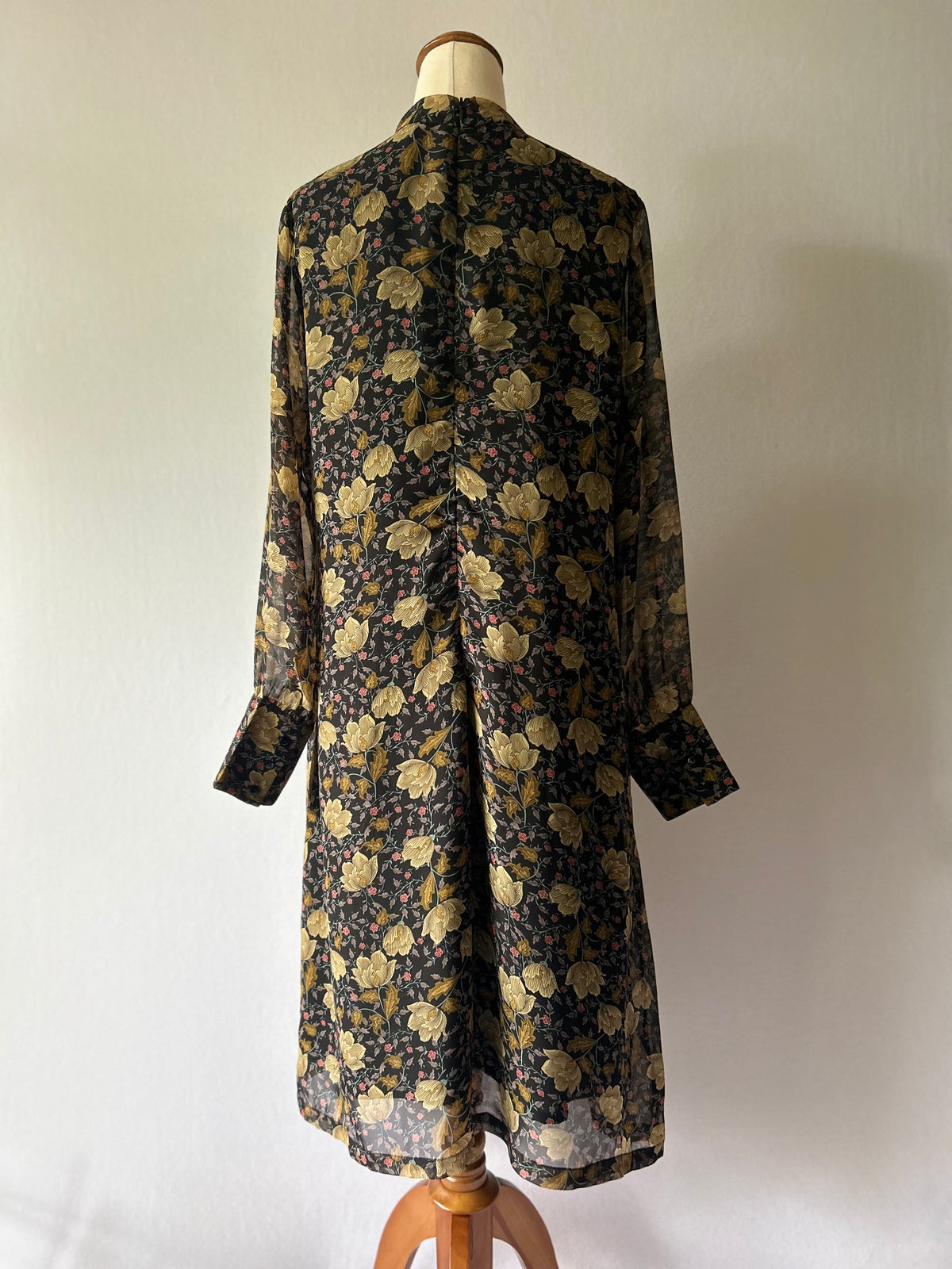 Vintage Jendi Dark Floral Tie-Neck Chiffon Midi Dress - Size 12
