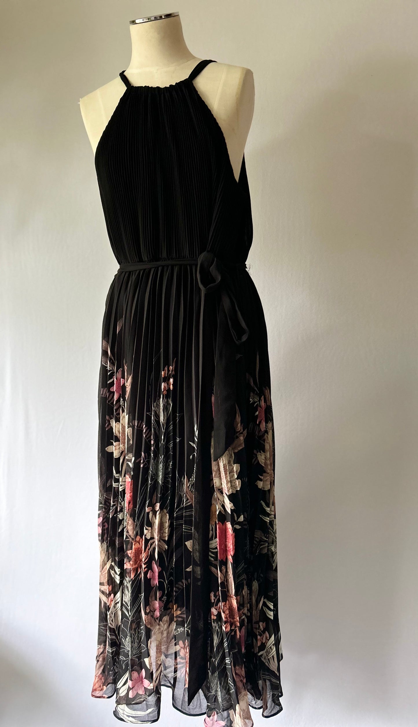 Black Pleated Floral Midi Dress – Size Small