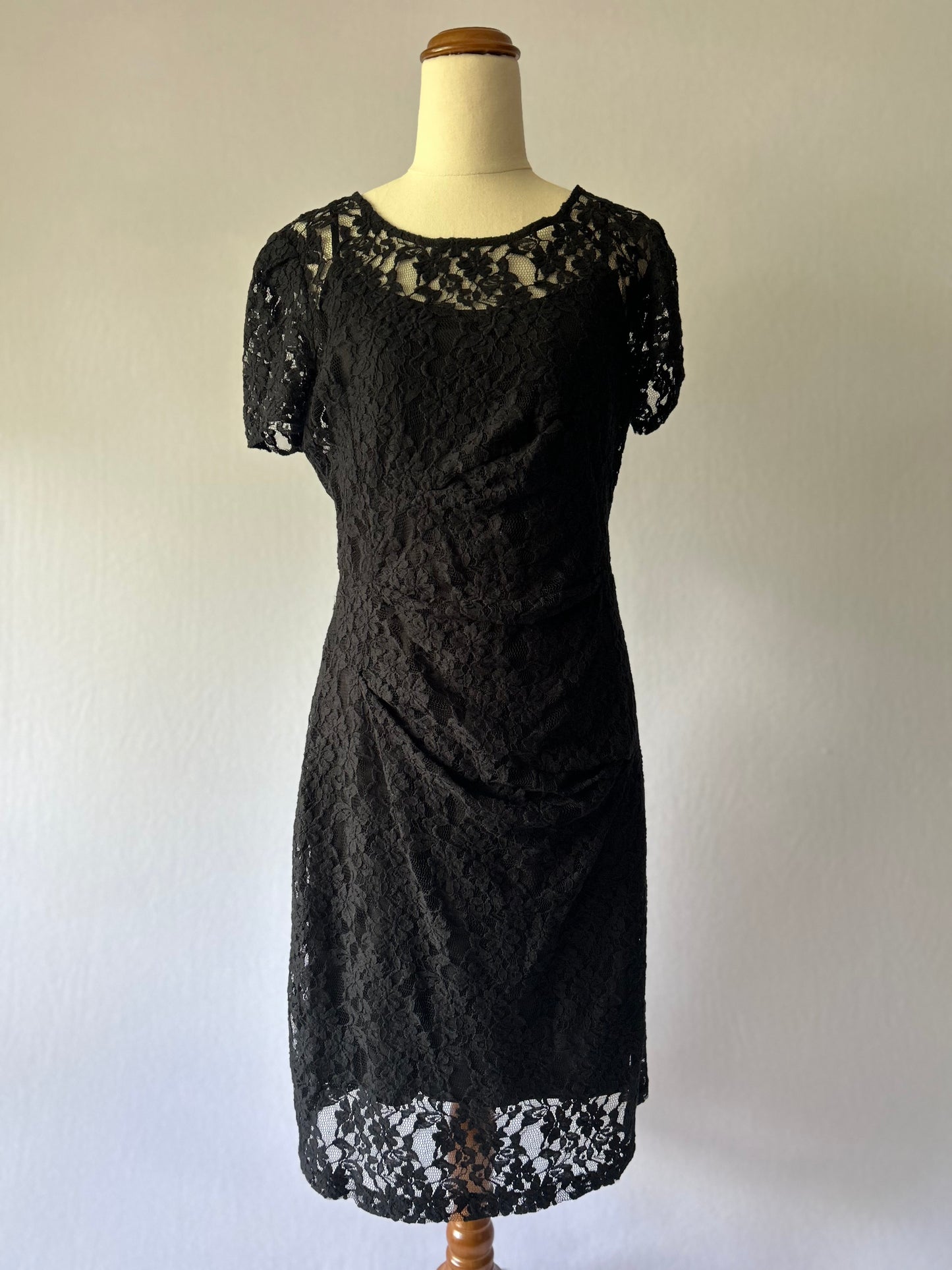 DKNY Black Stretch Lace Sheath Dress - Size 8 (Cotton Blend)