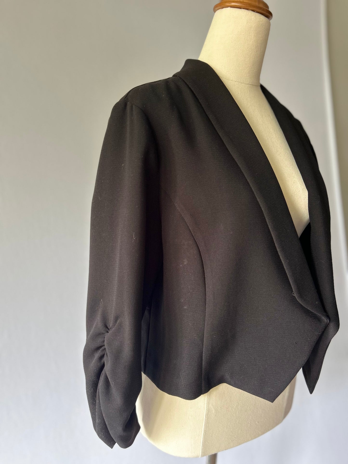 Trelise Cooper Black Cropped Ruched-Sleeve Blazer - Size M