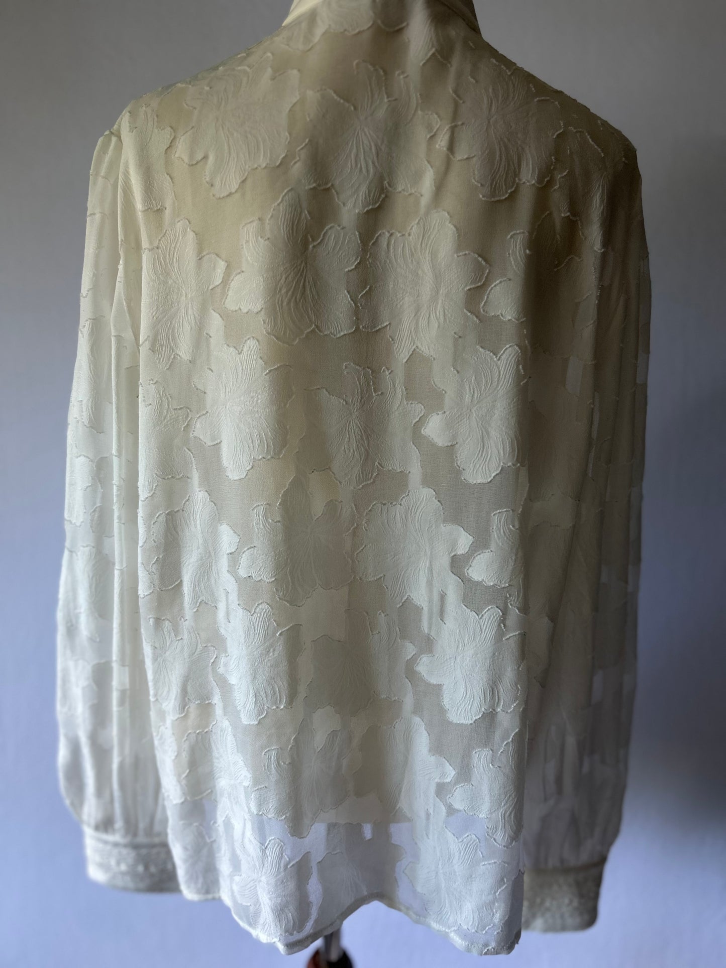 Vintage White Shirt – Size XL