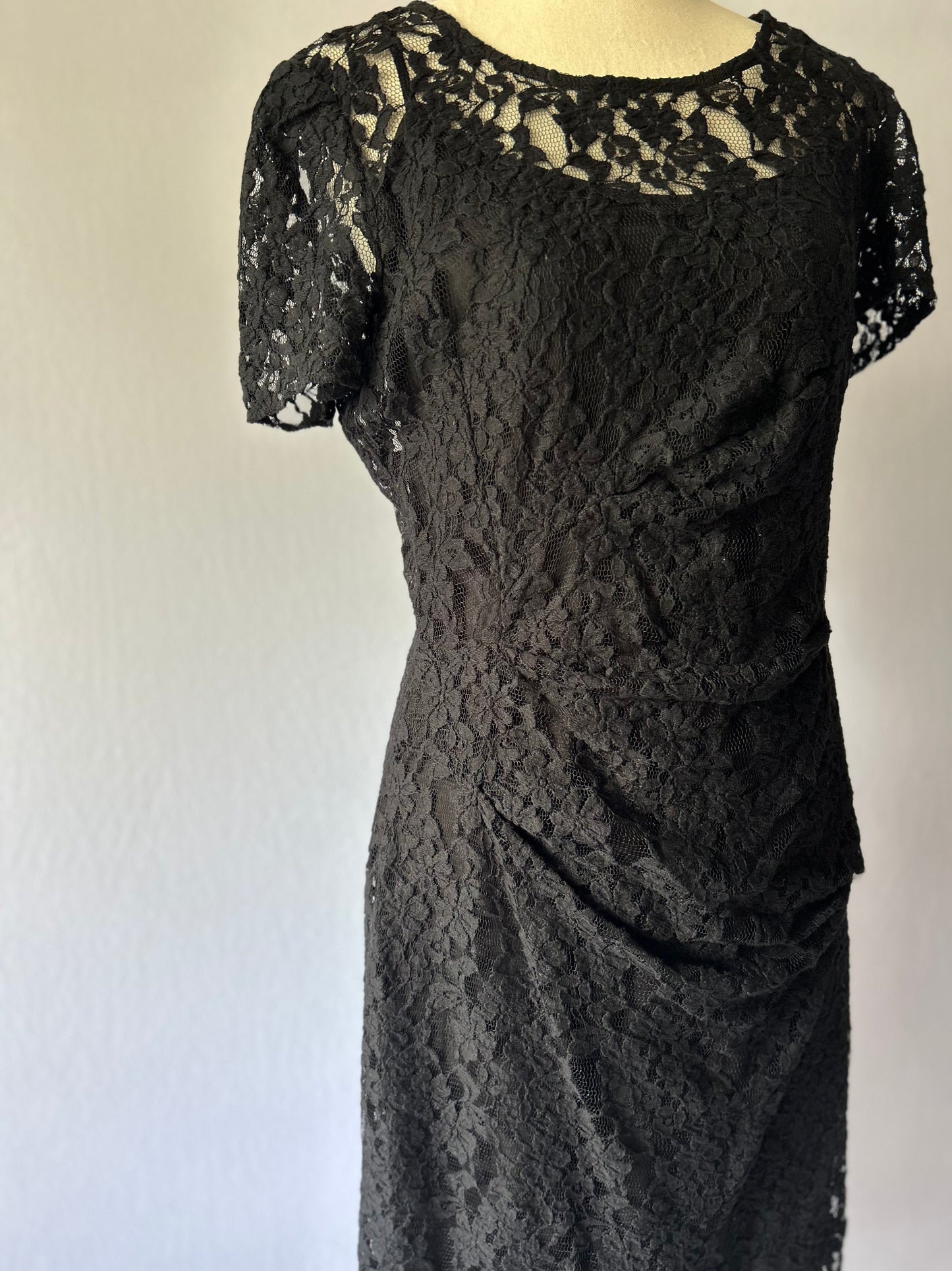 DKNY Black Stretch Lace Sheath Dress - Size 8 (Cotton Blend)