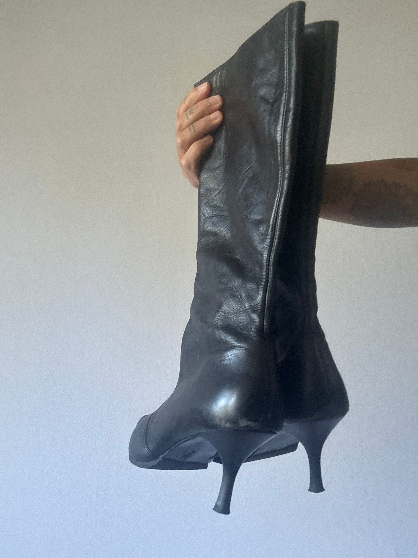 Vintage-Style Black Leather Pointed-Toe Ankle/Knee Boots - Size EUR 40