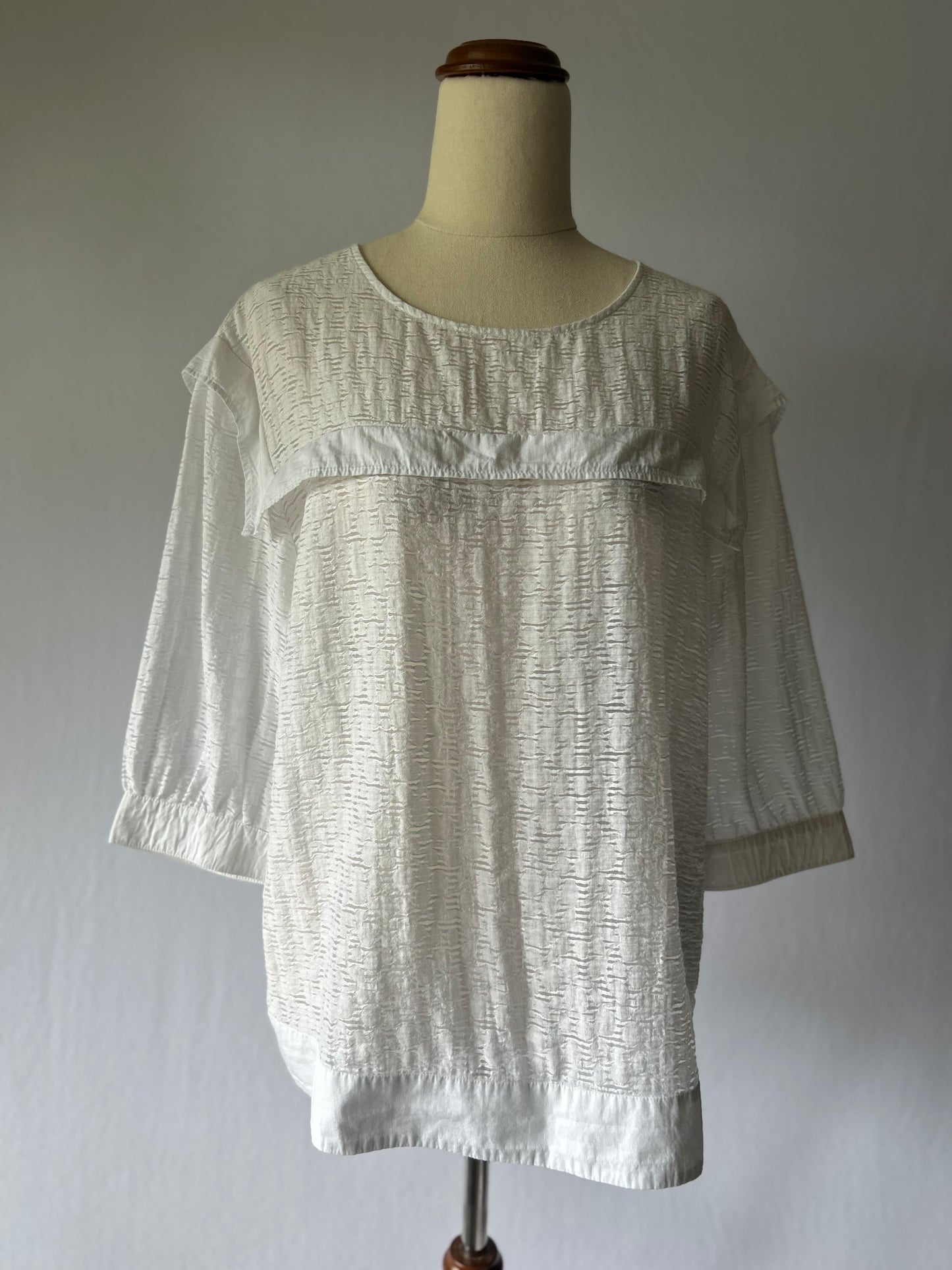 White Textured Blouse – Size 10