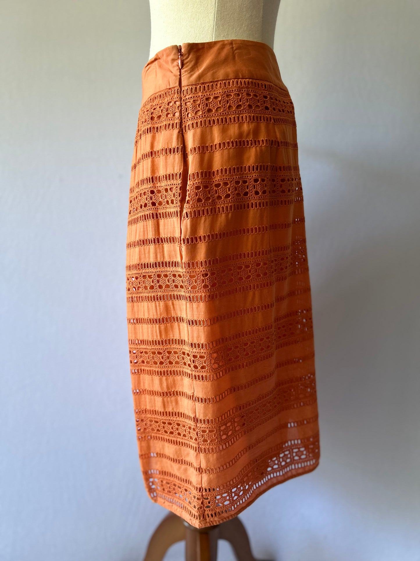 Mara Max Cotton Broderie Anglaise/Eyelet Skirt (Size Small)