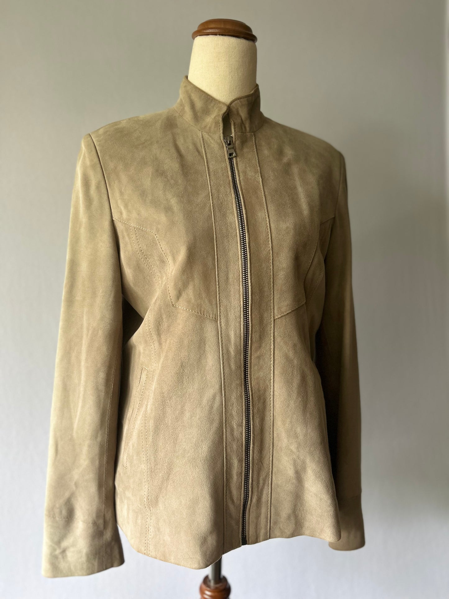 Soft Sand Genuine Suede Leather Zip-Front Jacket – Size 42