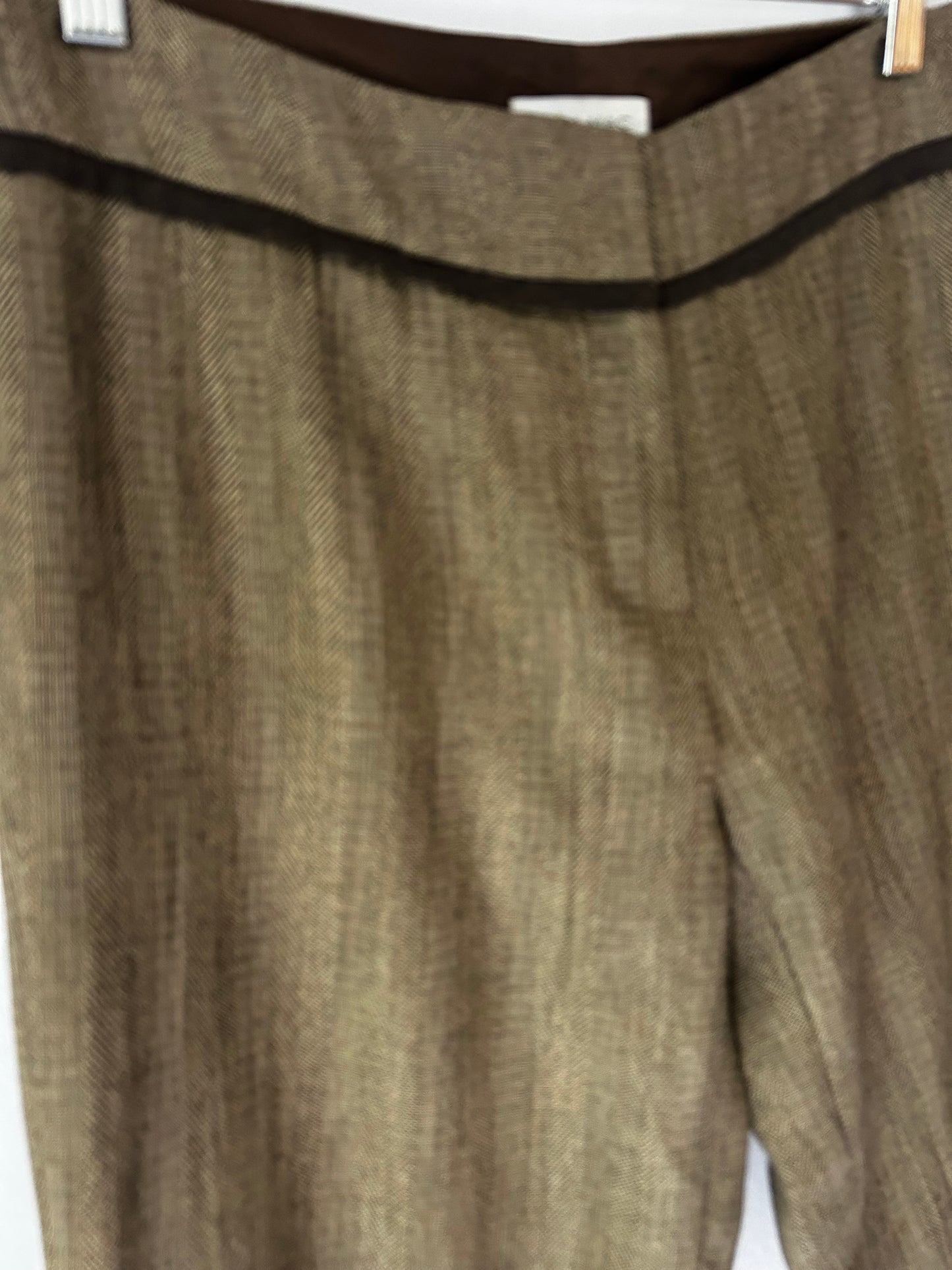 Mara Mac Tailored Tonal Contrast Trousers – Size 40
