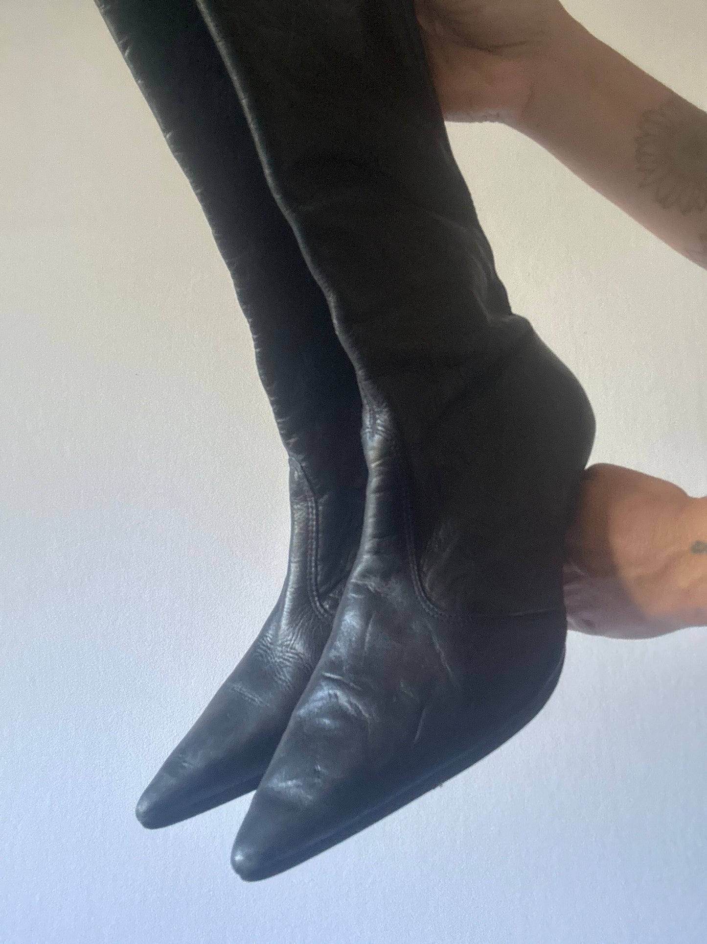Vintage-Style Black Leather Pointed-Toe Ankle/Knee Boots - Size EUR 40