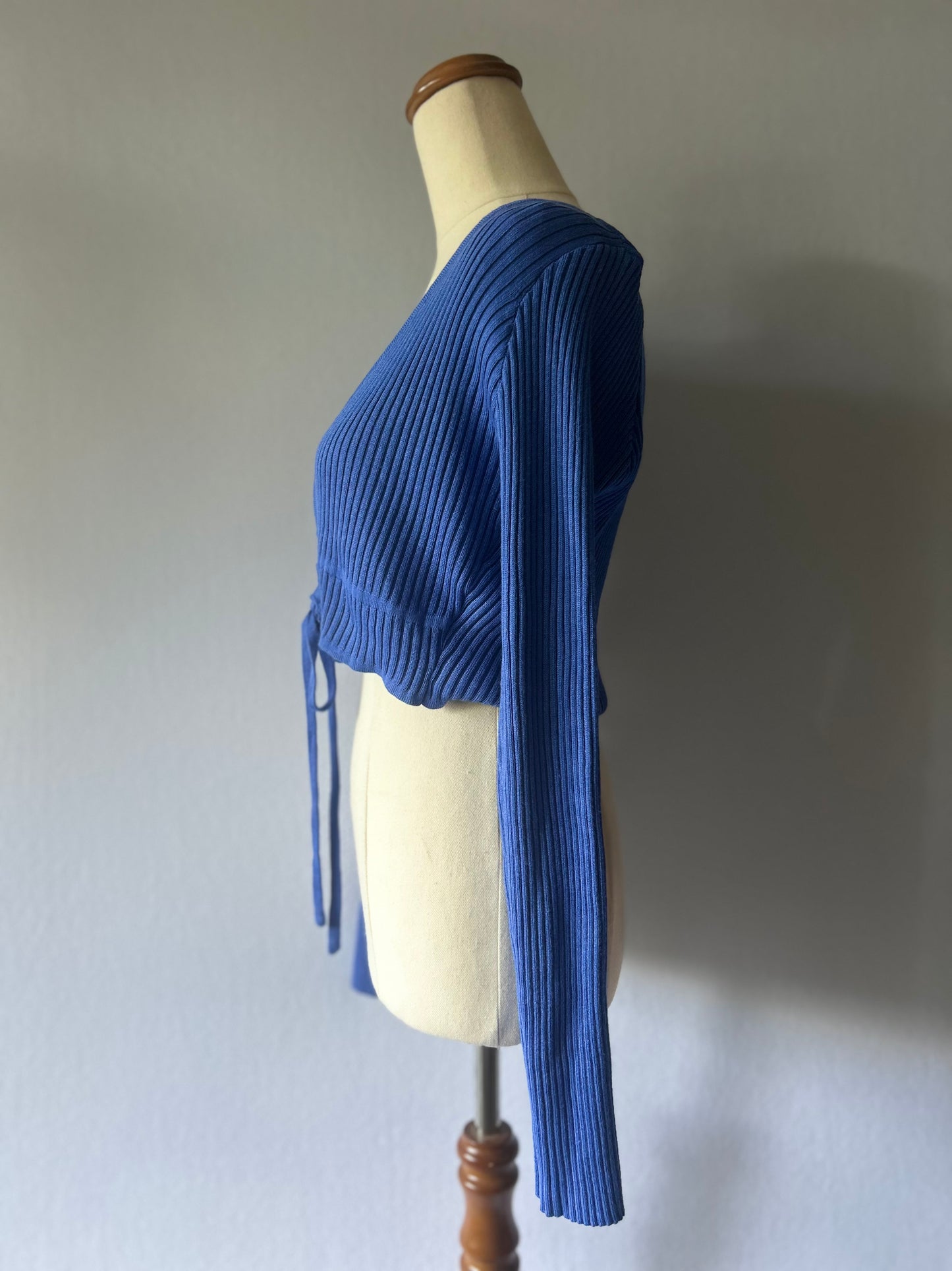 Cornflower Blue Ribbed Tie-Front Cropped Cardigan - Size L