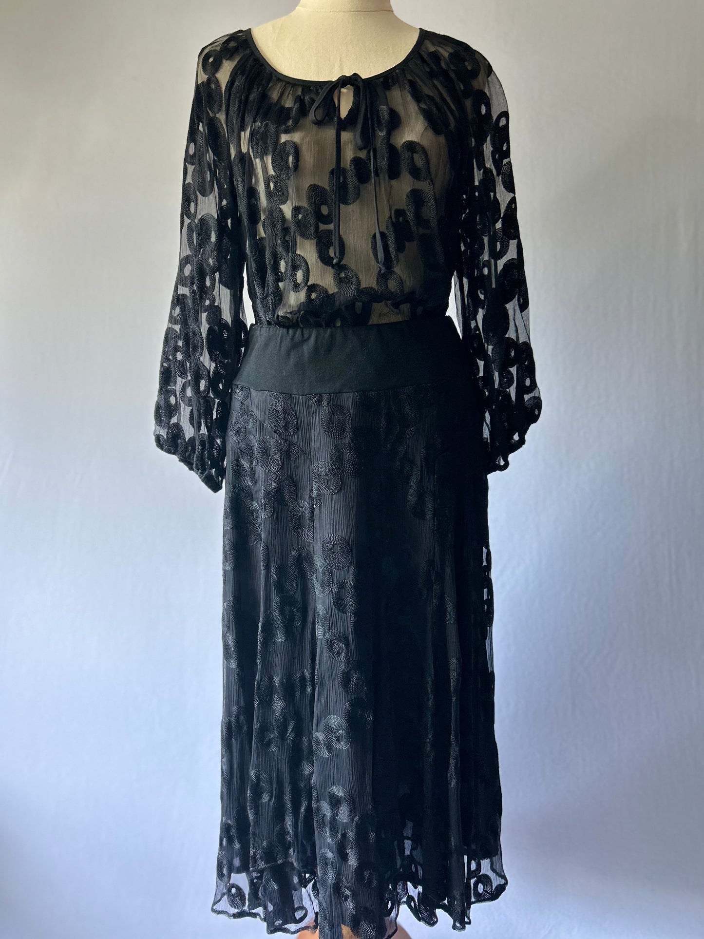 Toat Black Sheer Embroidered Set – Size 10