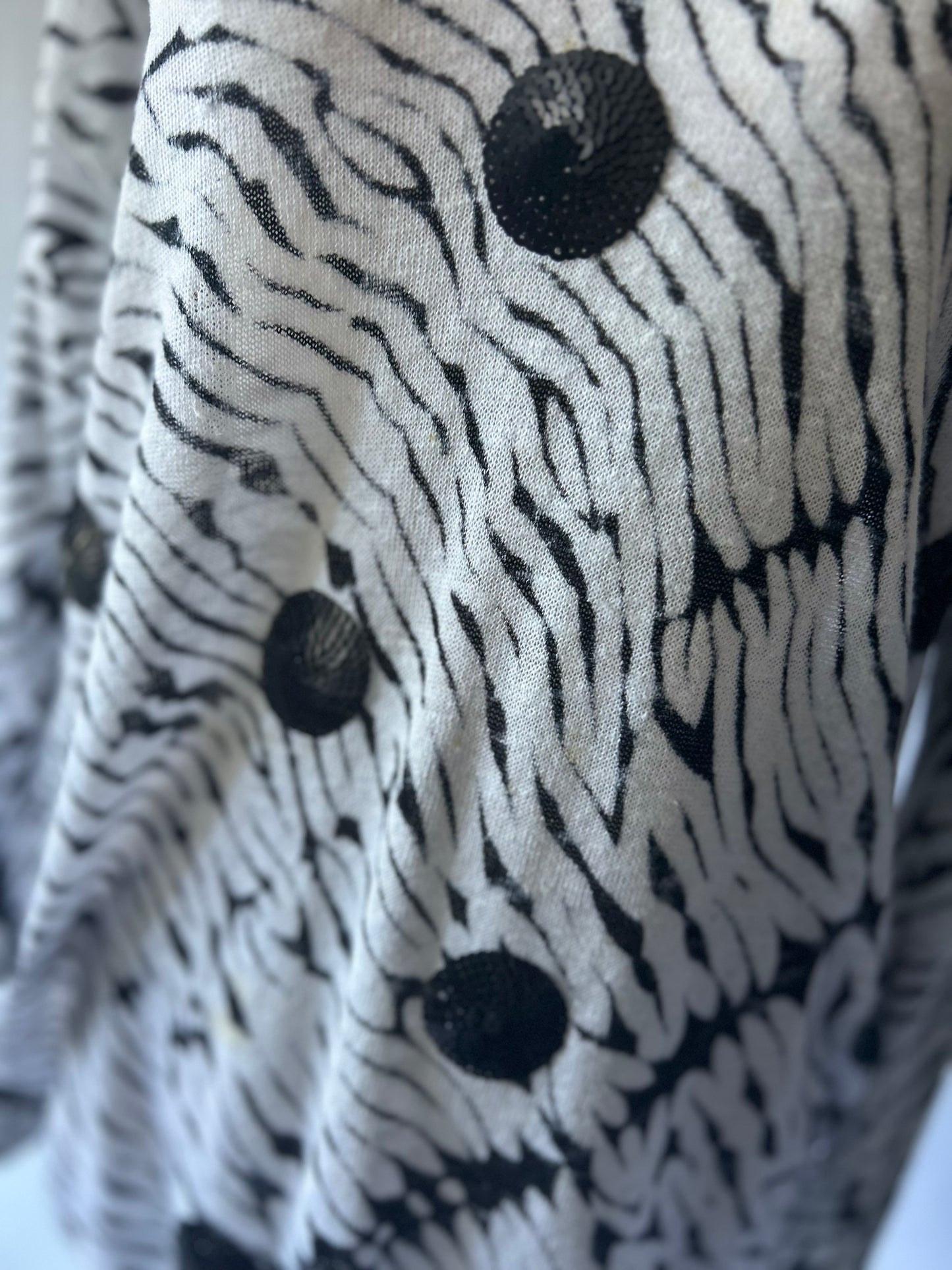 Verg Black & White Lightweight Linen-Cotton Sweater – Size Small