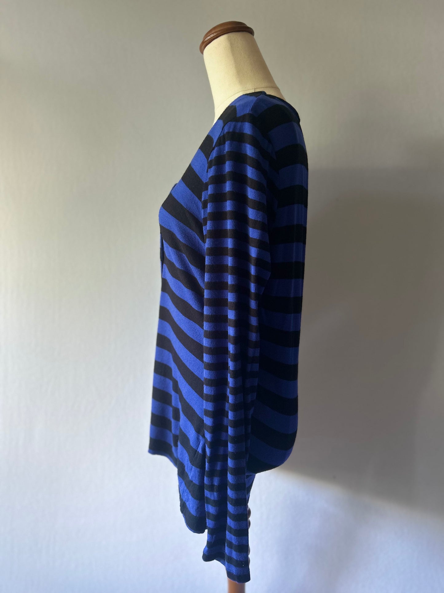 Striped Viscose Jersey Button-Up Long-Sleeve Top - Royal Blue & Black - Size Small