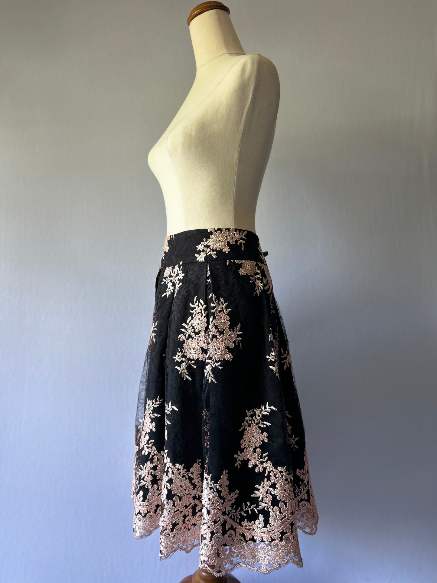 Black Lace Embroidered Skirt Size 12
