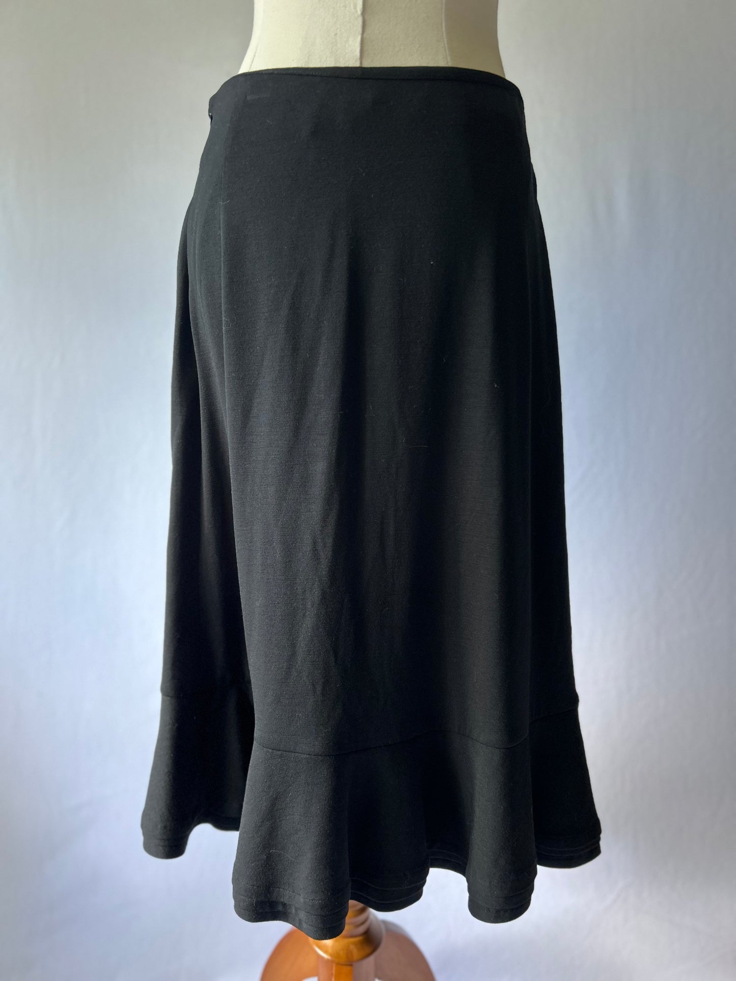 Jane Daniels Black Merino Wool skirt – Size 10