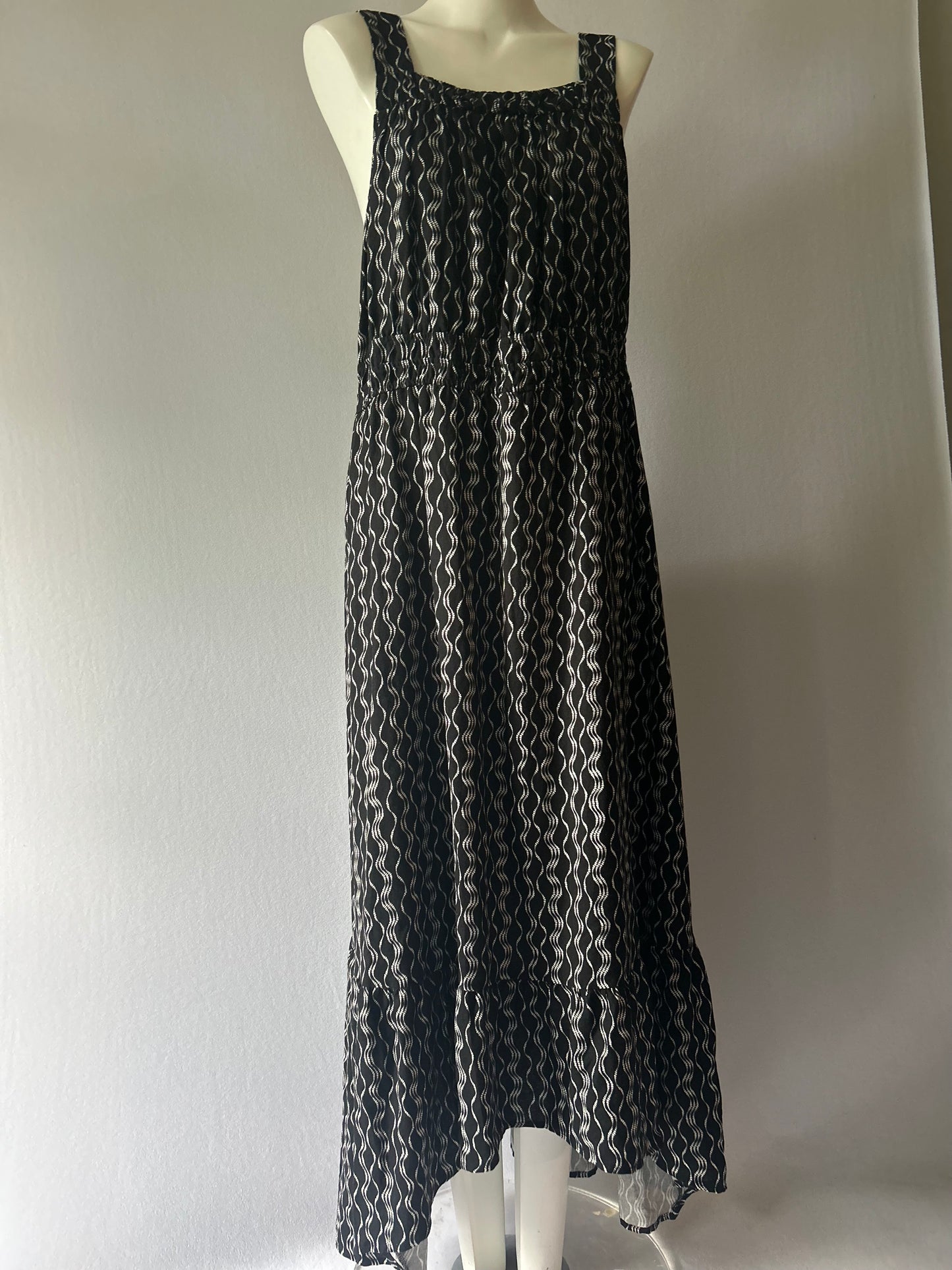 Monochrome Wave Print Viscose-Linen Maxi Dress - Size 14