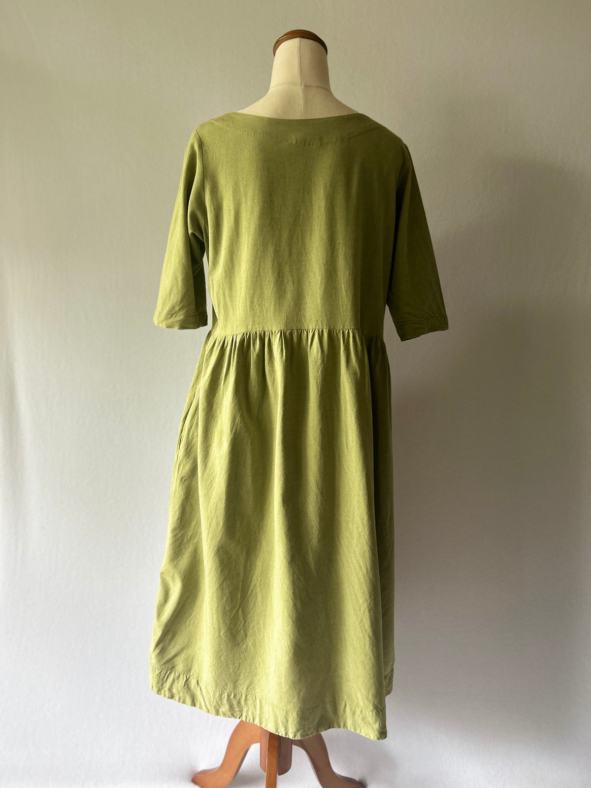 Handmade in Nepal Olive Green Cotton Button-Front Midi Dress - Size L
