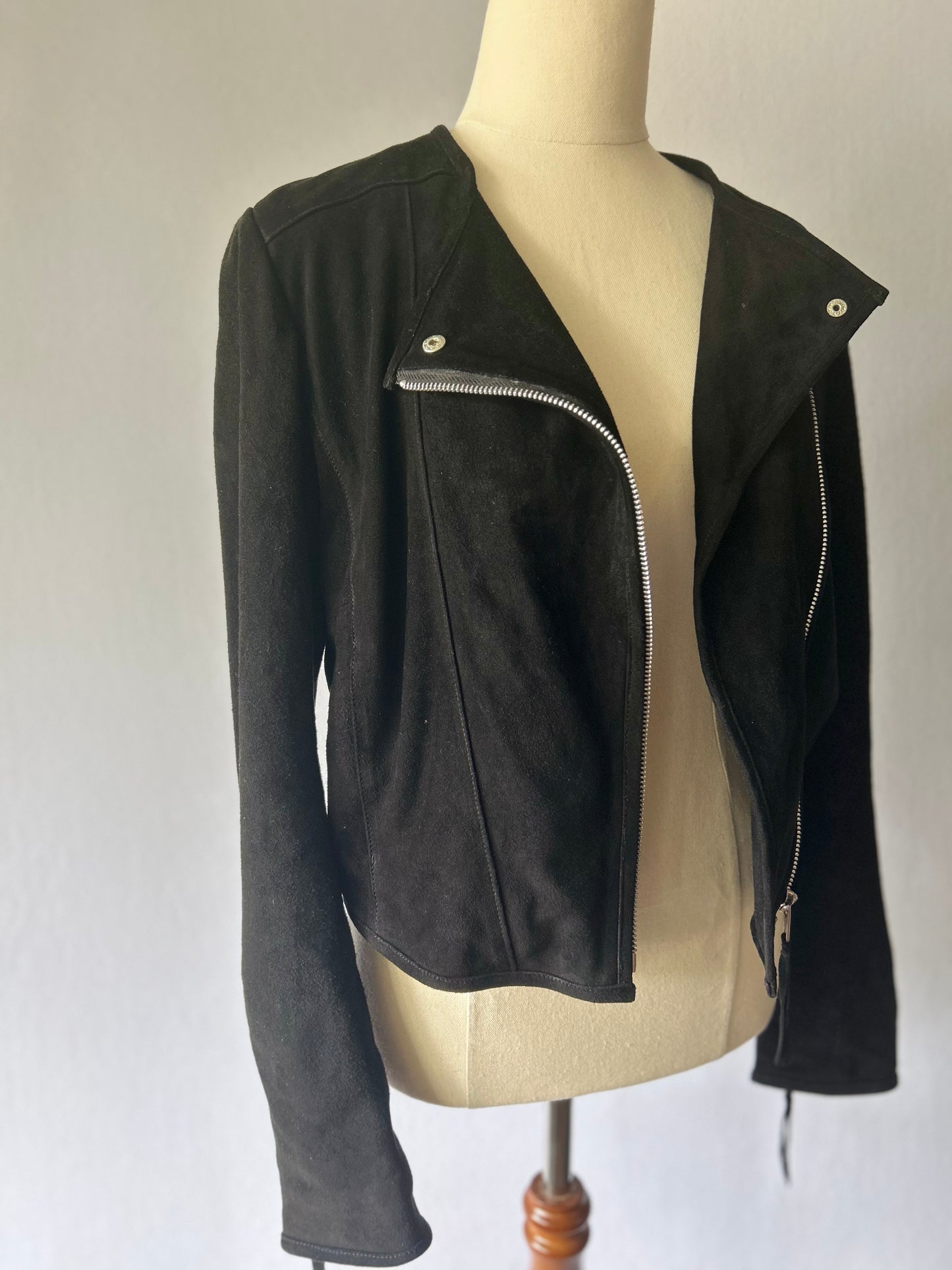 White Suede Asymmetric Black Leather Moto Jacket – Size 10