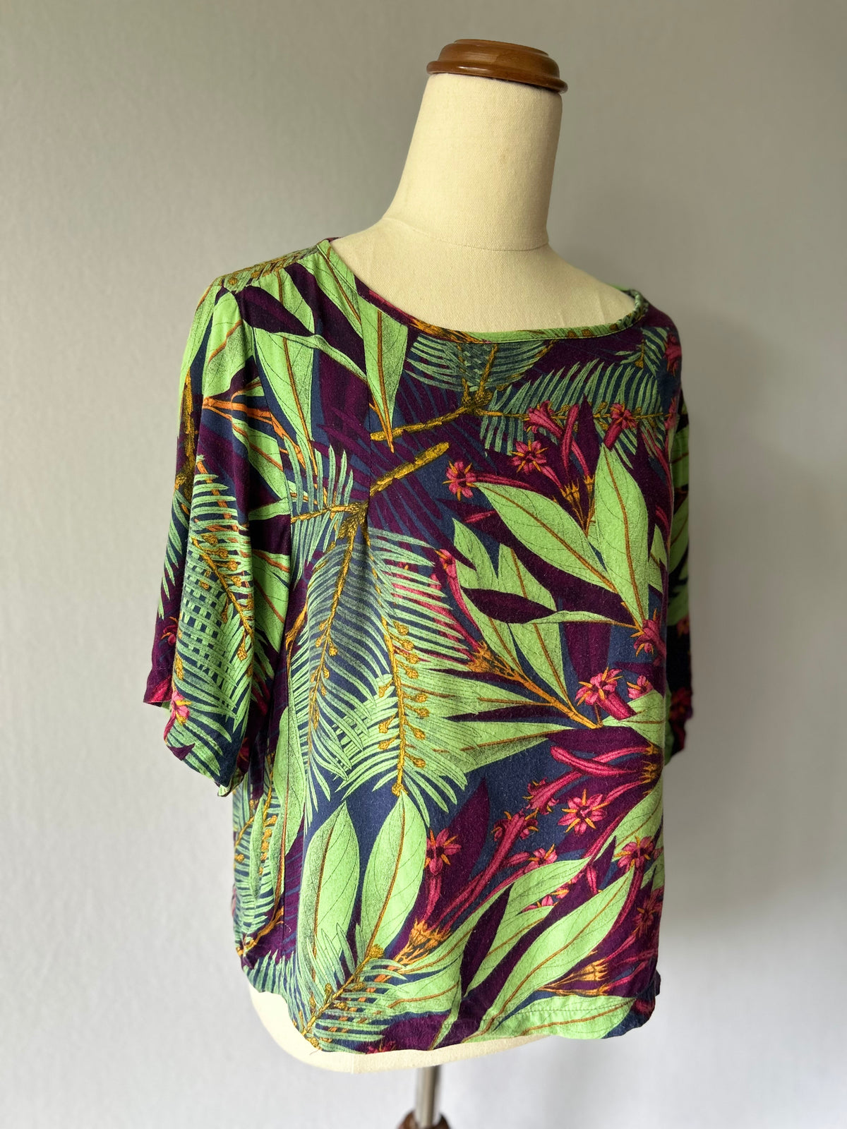 Hering Botanical Print Viscose Top – Size S