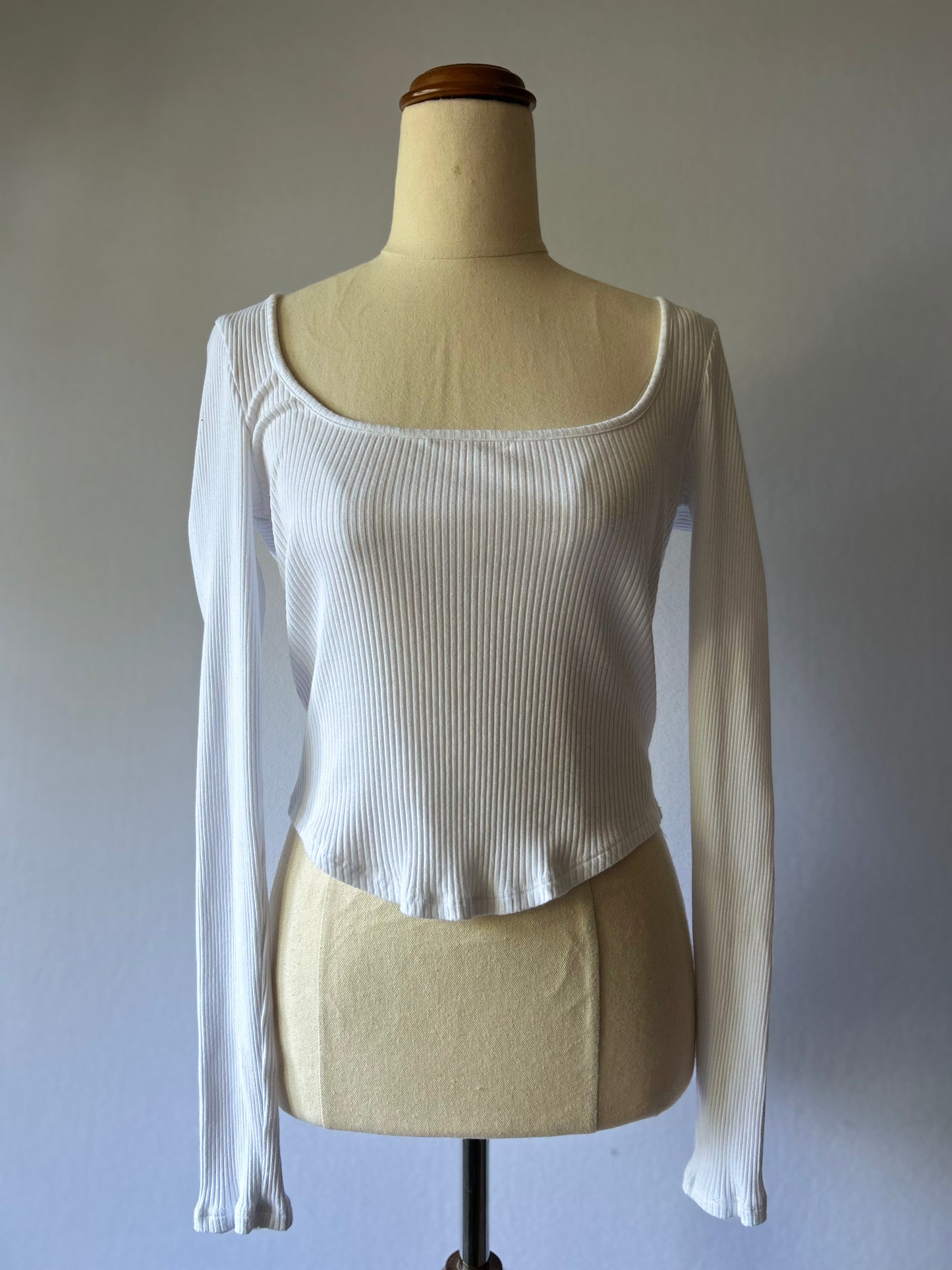 Ribbed Cotton Long-Sleeve Curved Hem Top - Optical White - Size Small