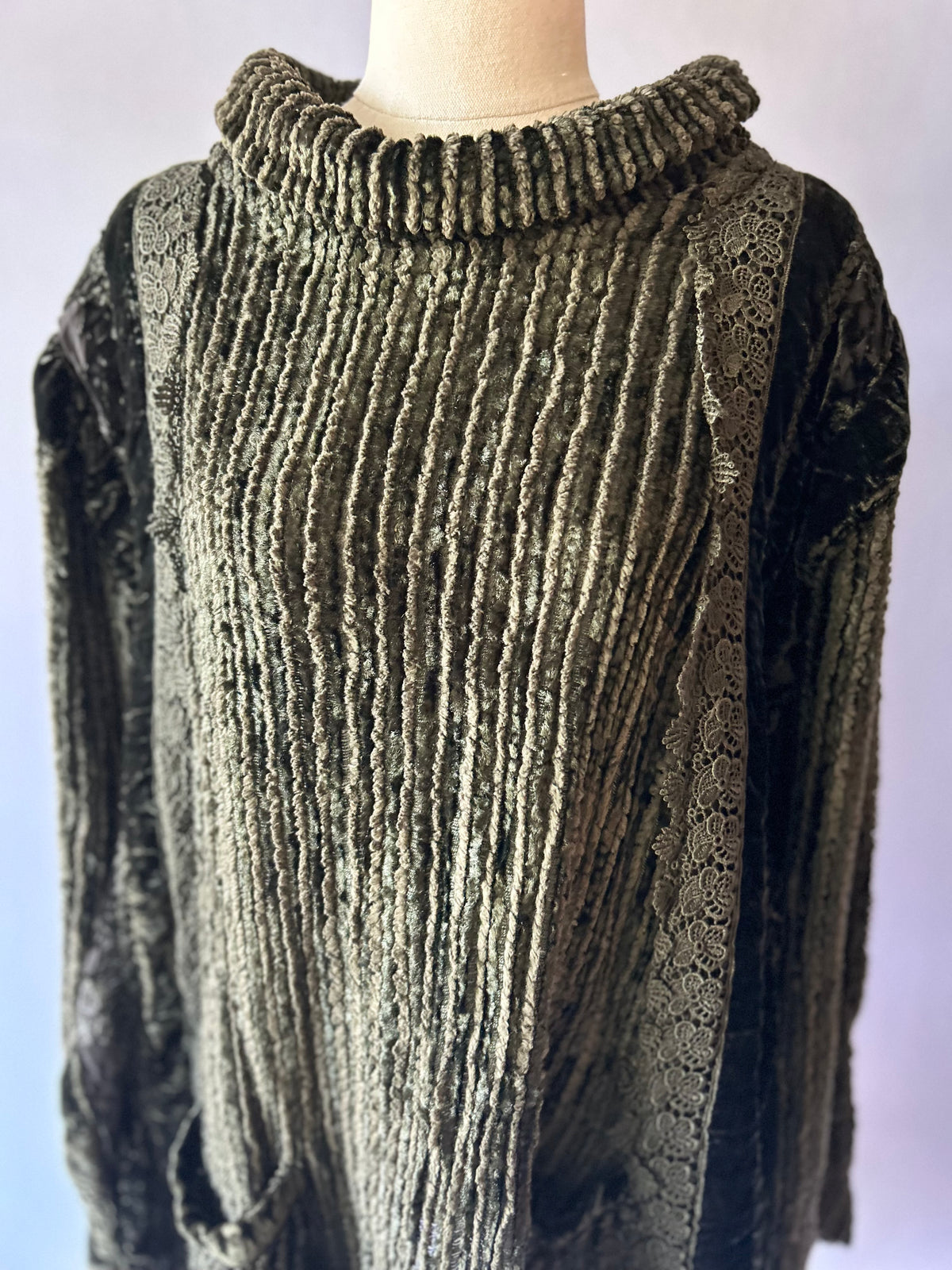 Vintage Olive Velvet & Lace Panel Shoulder Pad Tunic Top - Size 10