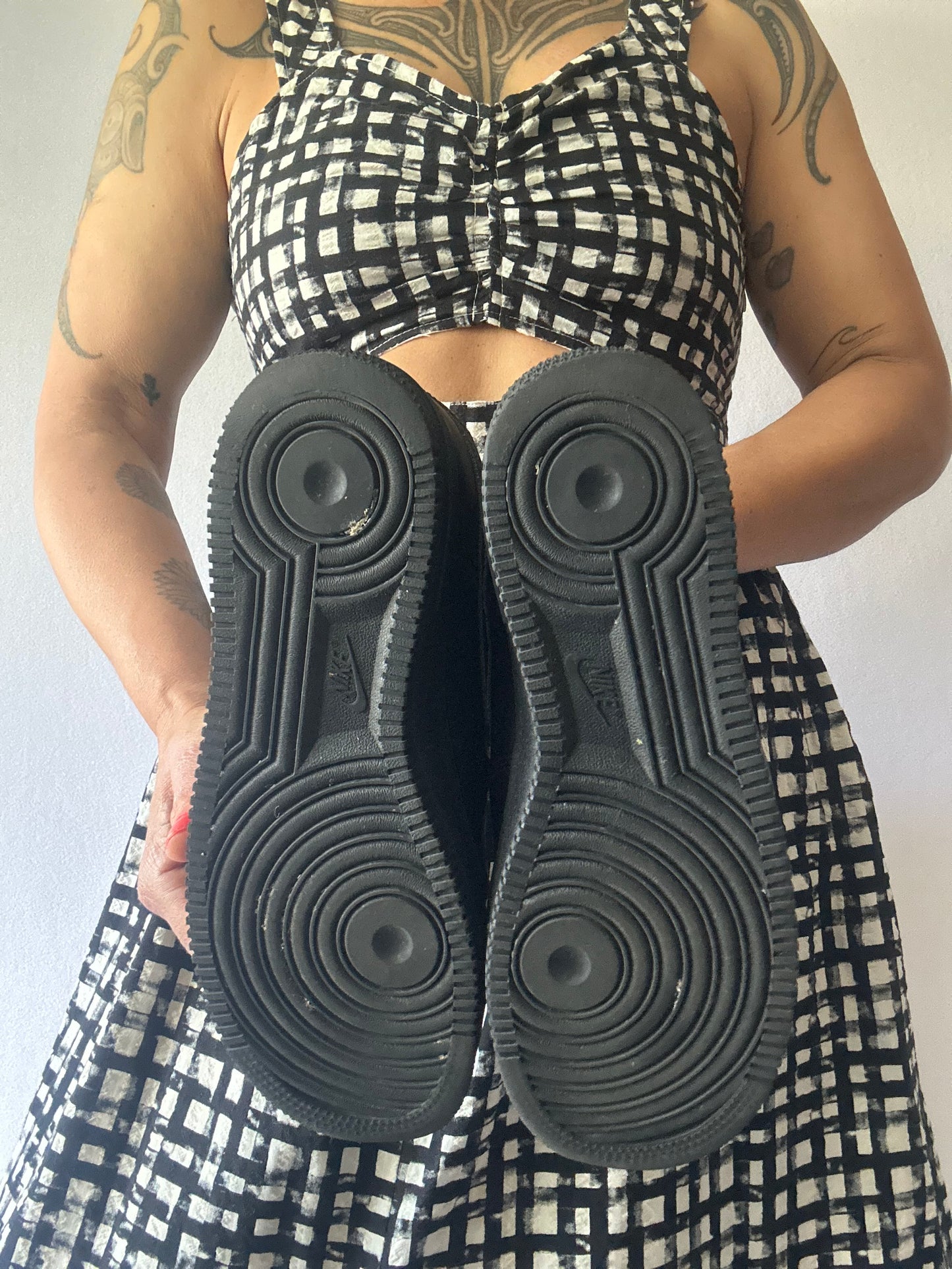 Nike Air Force 1 Black – US 8.5 / UK 7.5 / EUR 42