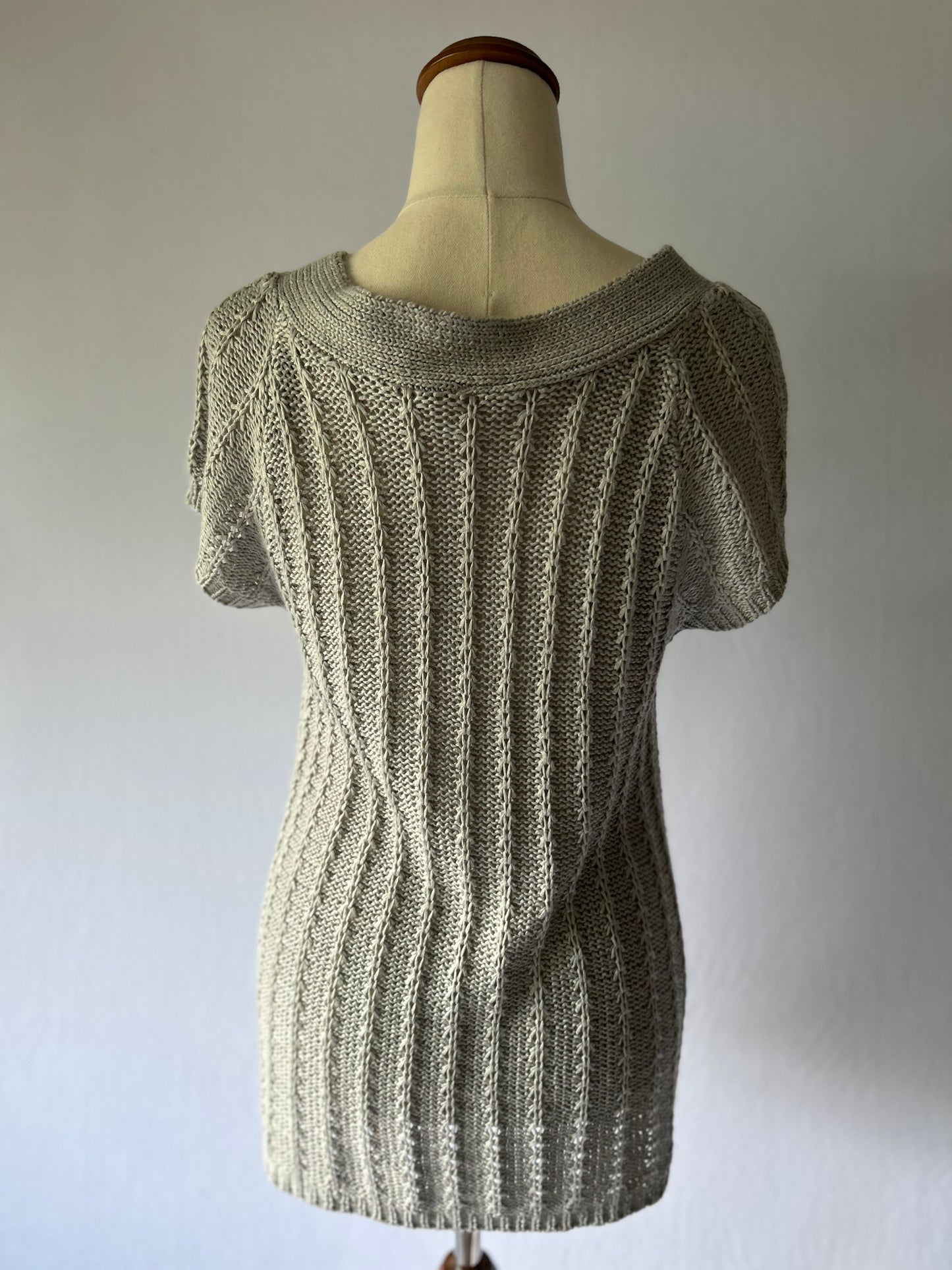 Grey Knitted Acrylic Vest – Size XS