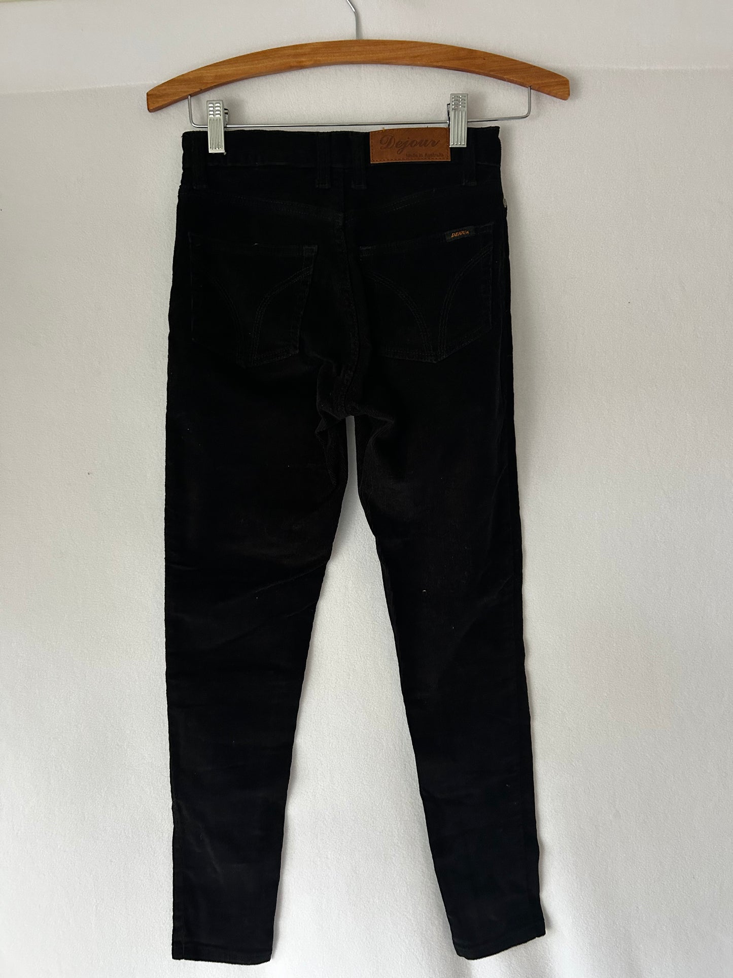 Dejour Black Corduroy Skinny Trousers – Size 7