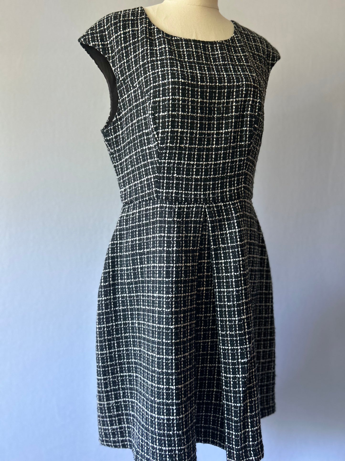 Monochrome Grid-Check Tailored Dress – Size 10