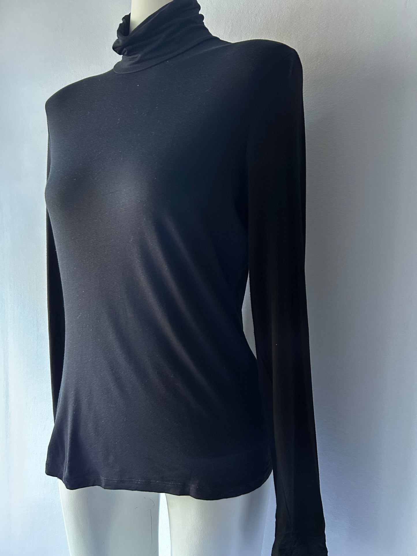 Black High-Neck Long Sleeve Turtleneck Top - Size M