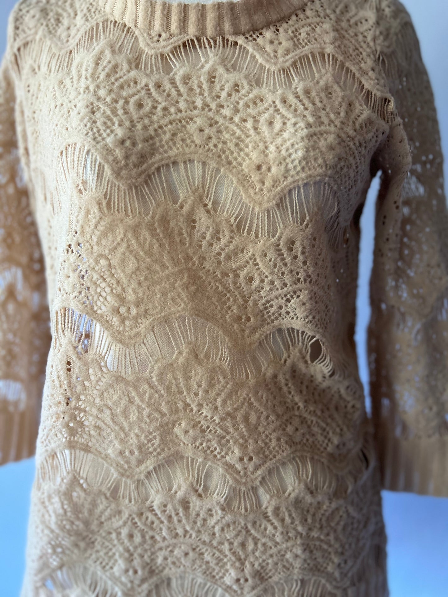 Beige Open-Knit Scalloped Lace Sweater - Size  small
