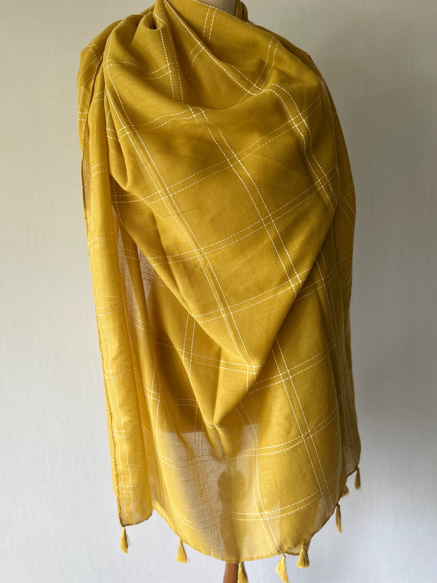Mustard Yellow Checked Scarf – 95% Polyester 5% Viscose