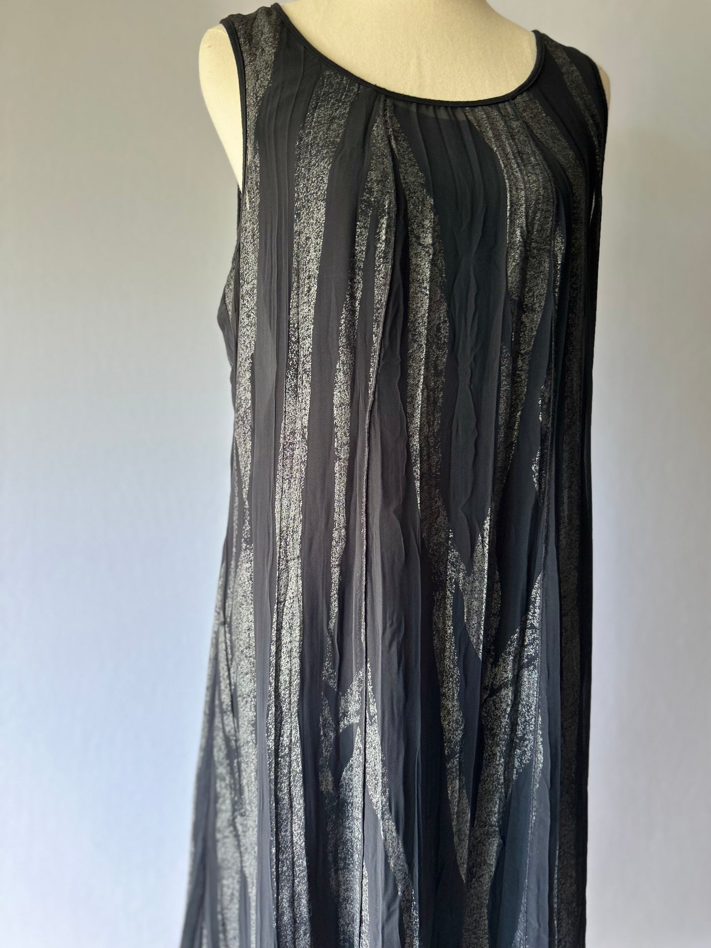 Black Sleeveless Chiffon Dress – Size 40 / US 10 / EUR 42