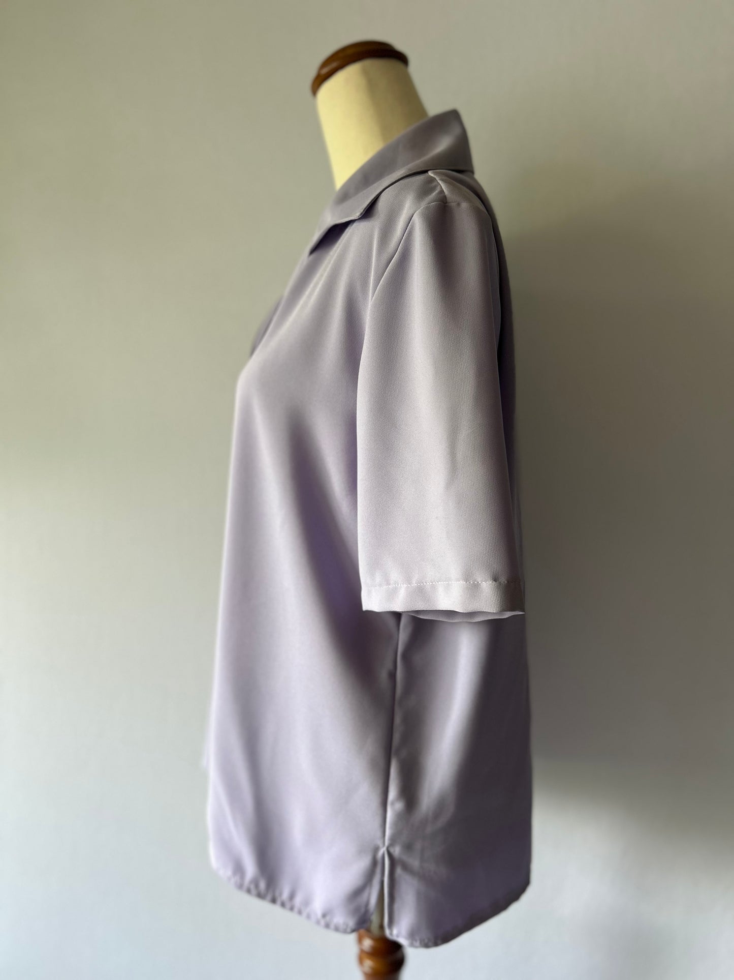 Lavender Button-Up Shirt, size L