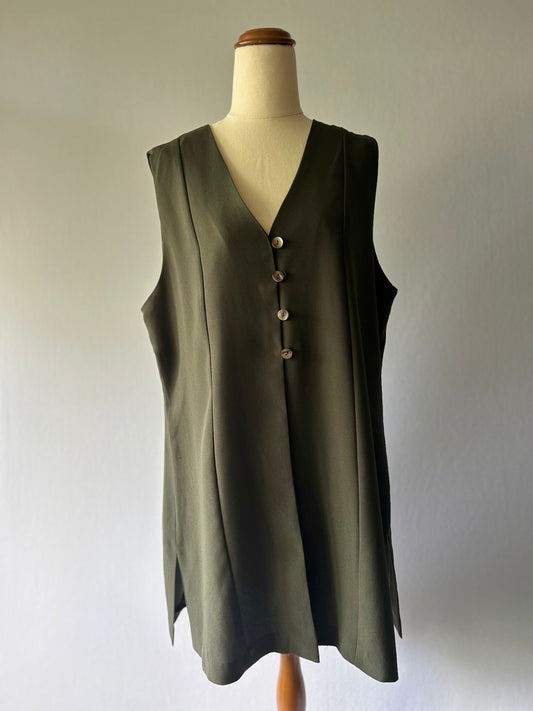 IQ Vintage Olive Green Sleeveless Tailored Vest - Size 18