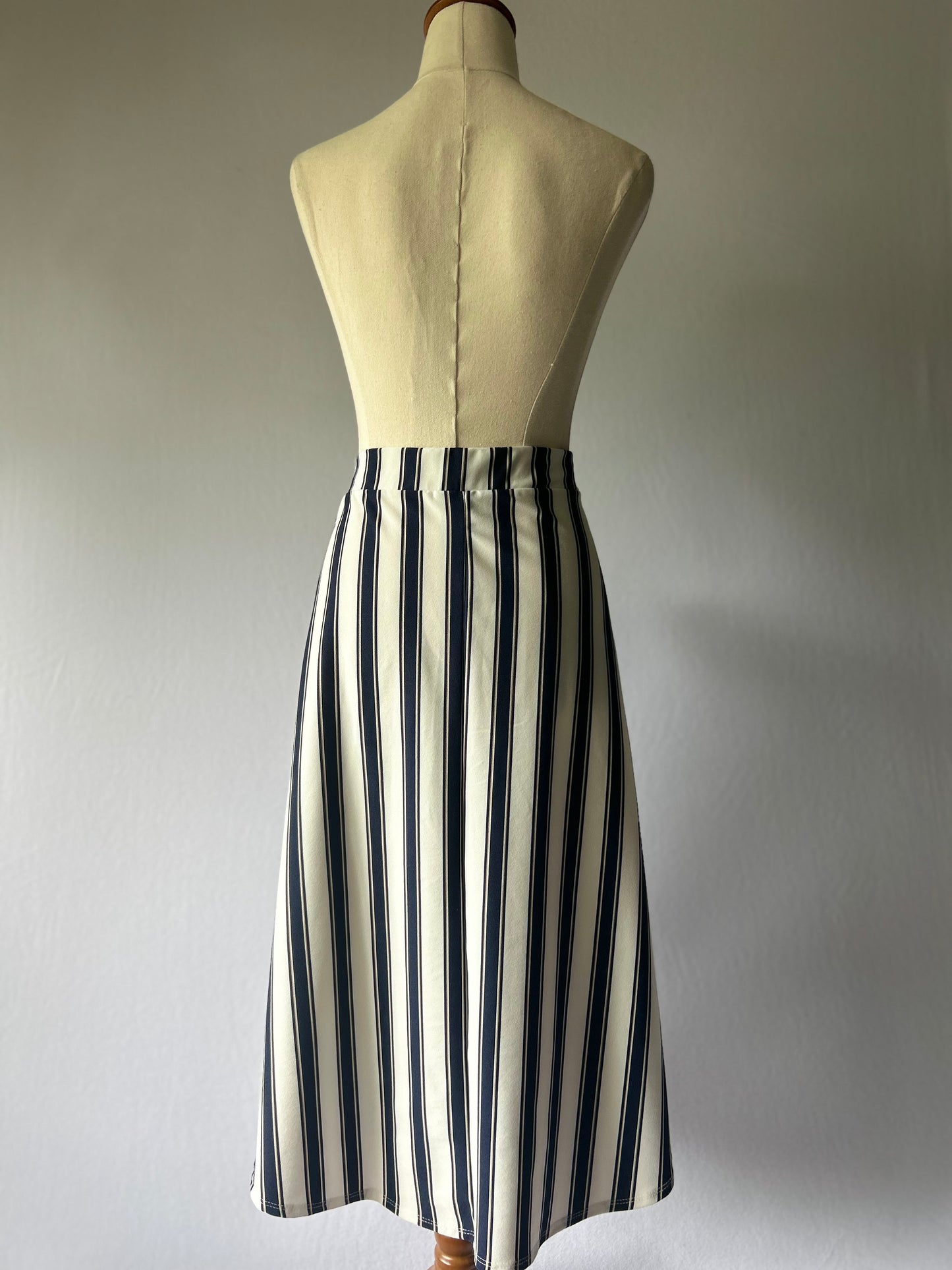 White and Navy Striped Skirt – Size L, Polyester