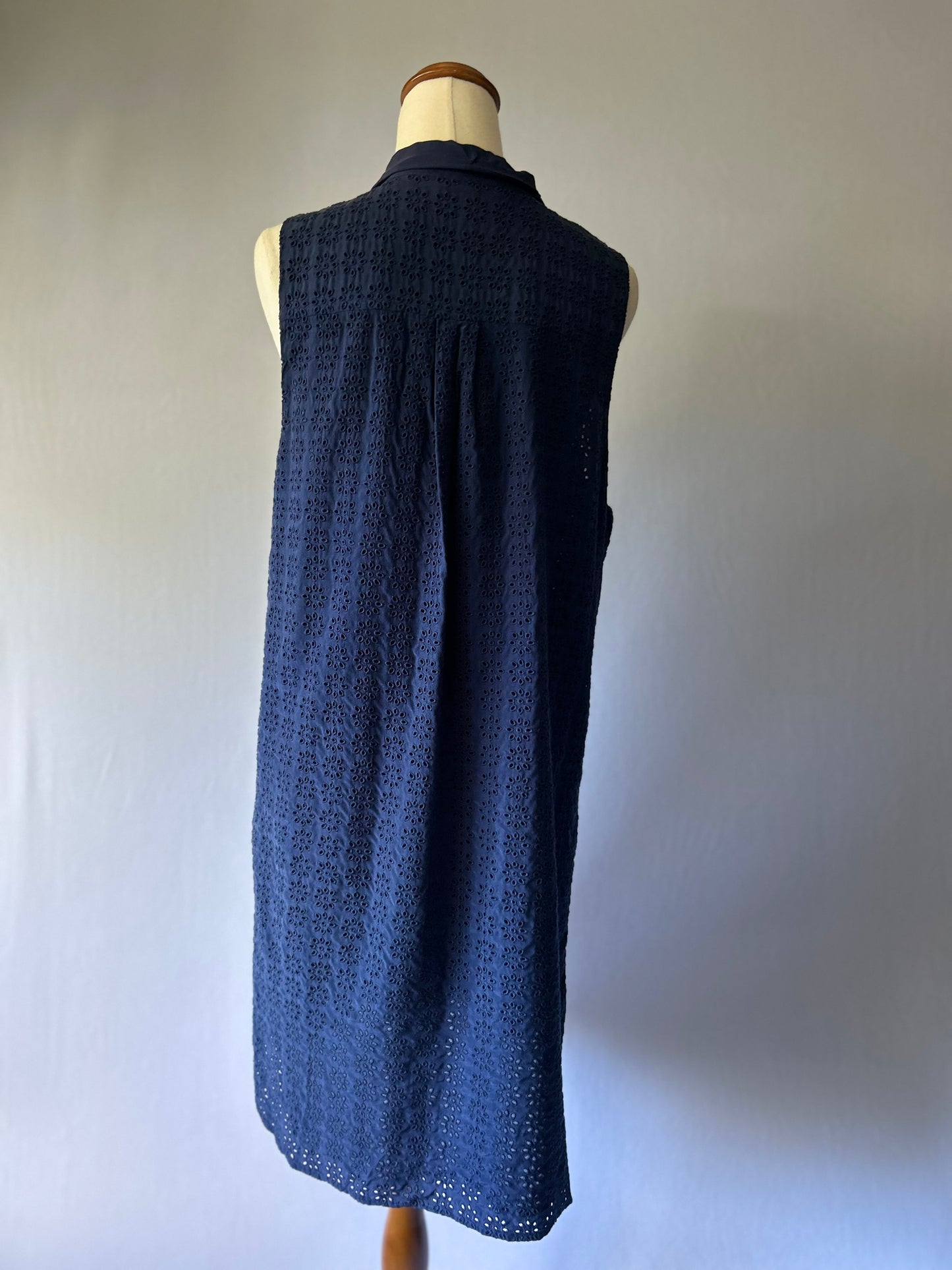 Navy 100% Silk Broderie Anglaise Sleeveless Shirt Dress – Size M