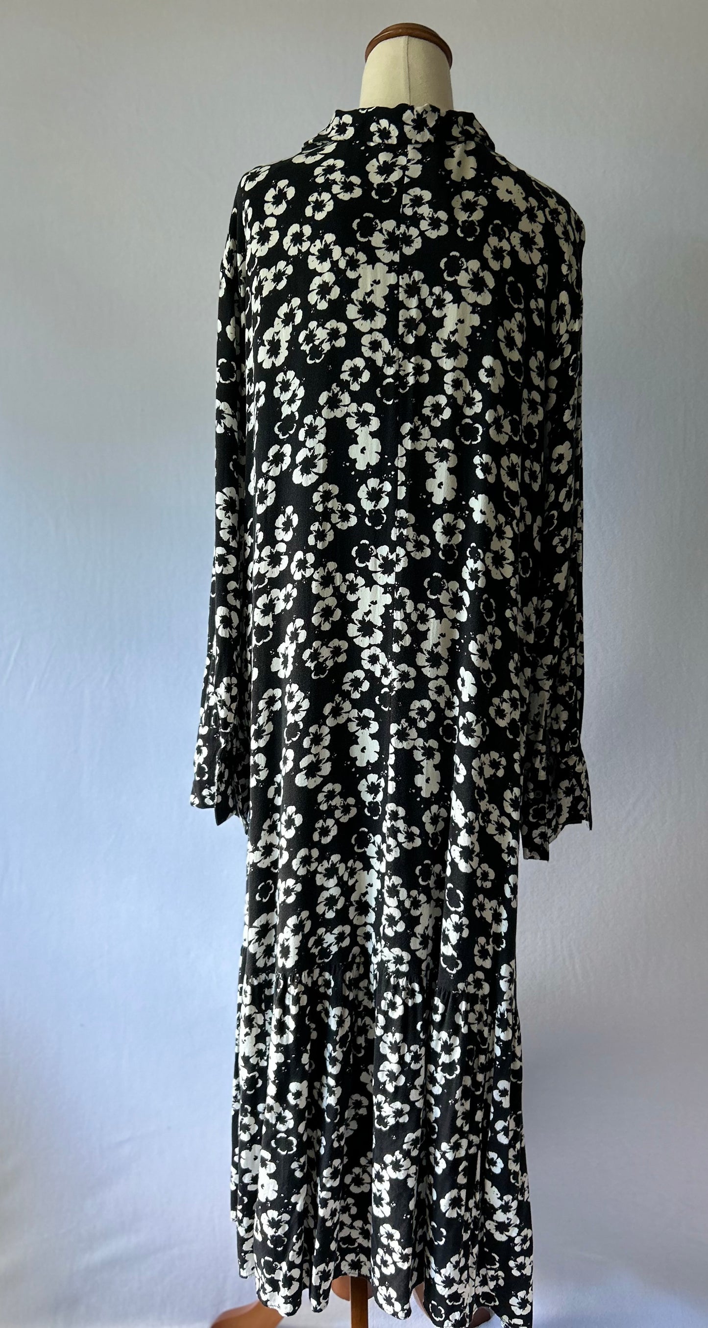 Black Hibiscus Print Maxi Dress | Size XL | 100% Viscose