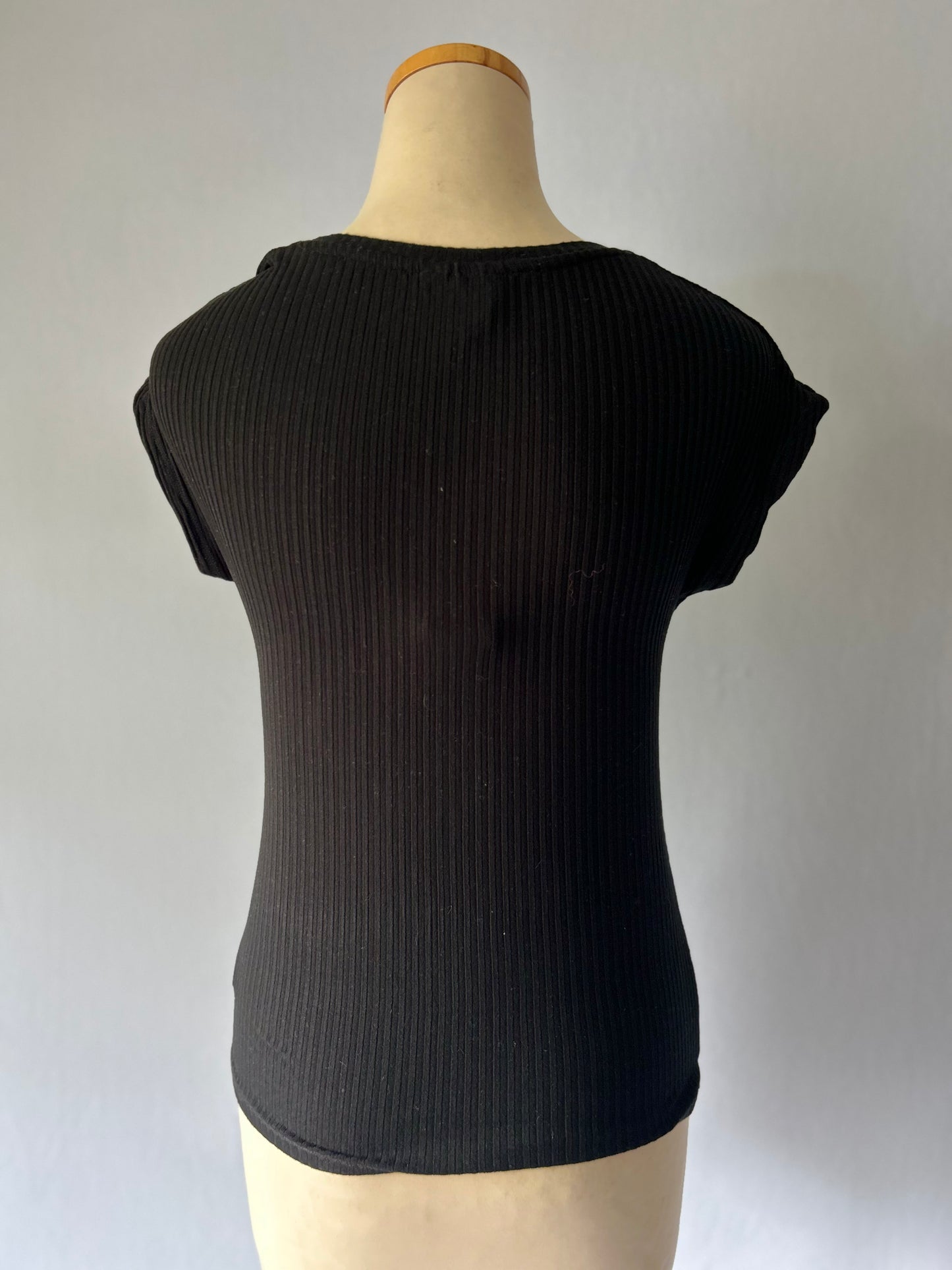 Seed Ribbed Black Knot Top - Viscose Blend, size small