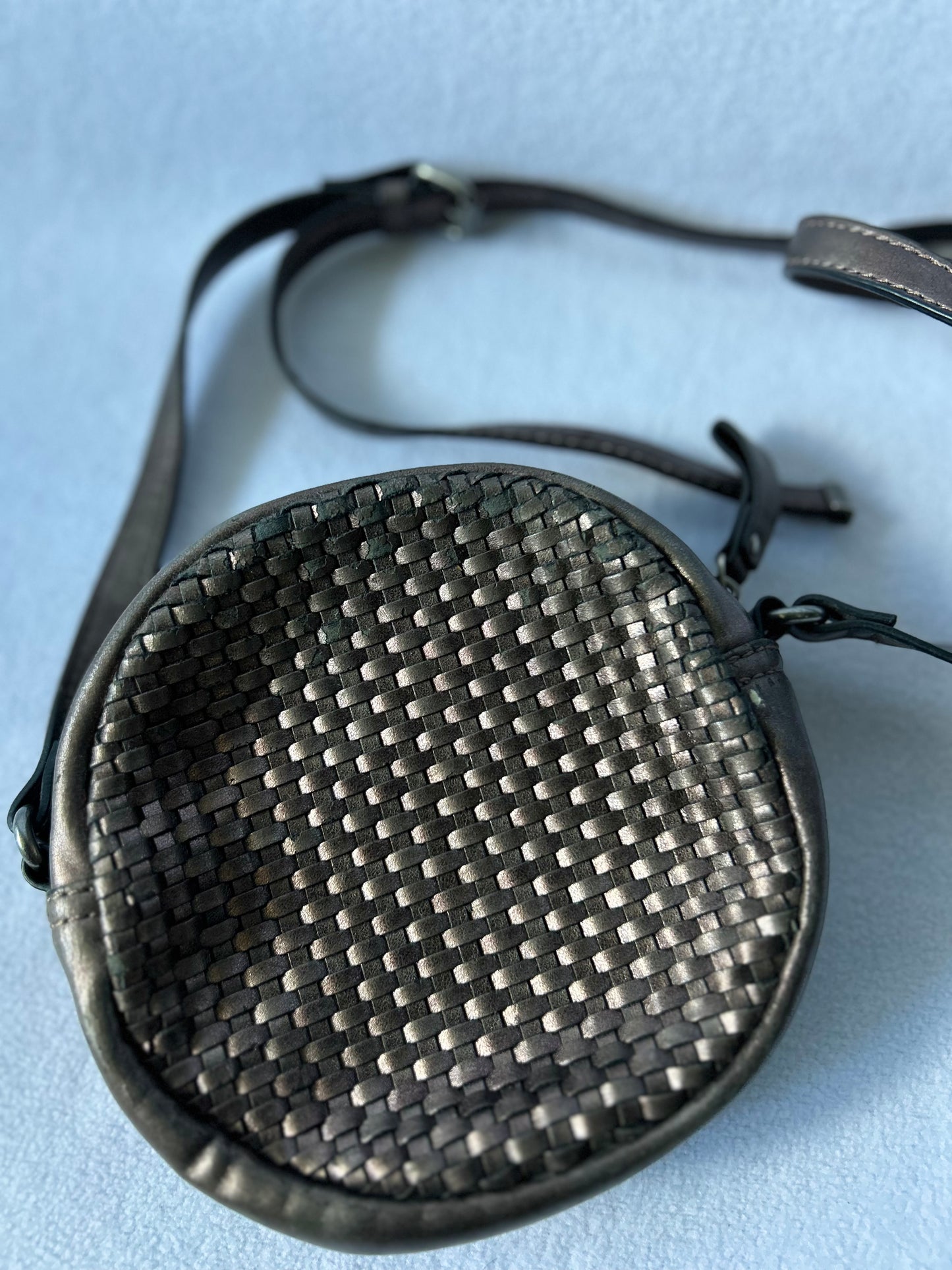 Round Woven Crossbody Bag – Dark Brown